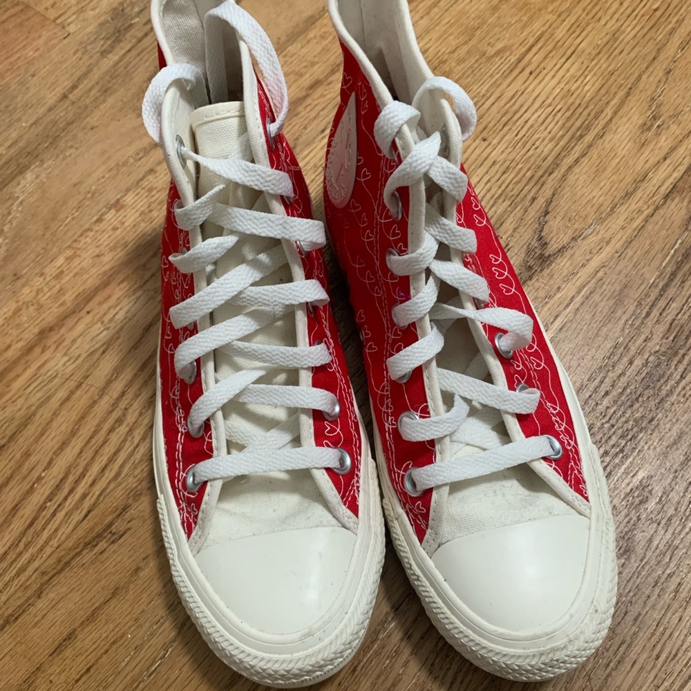 Converse - Picture 2 of 4